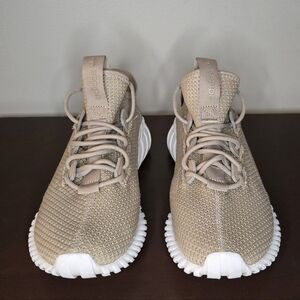 Adidas Sneakers Tan & White - Boys 6 Athletic Shoes